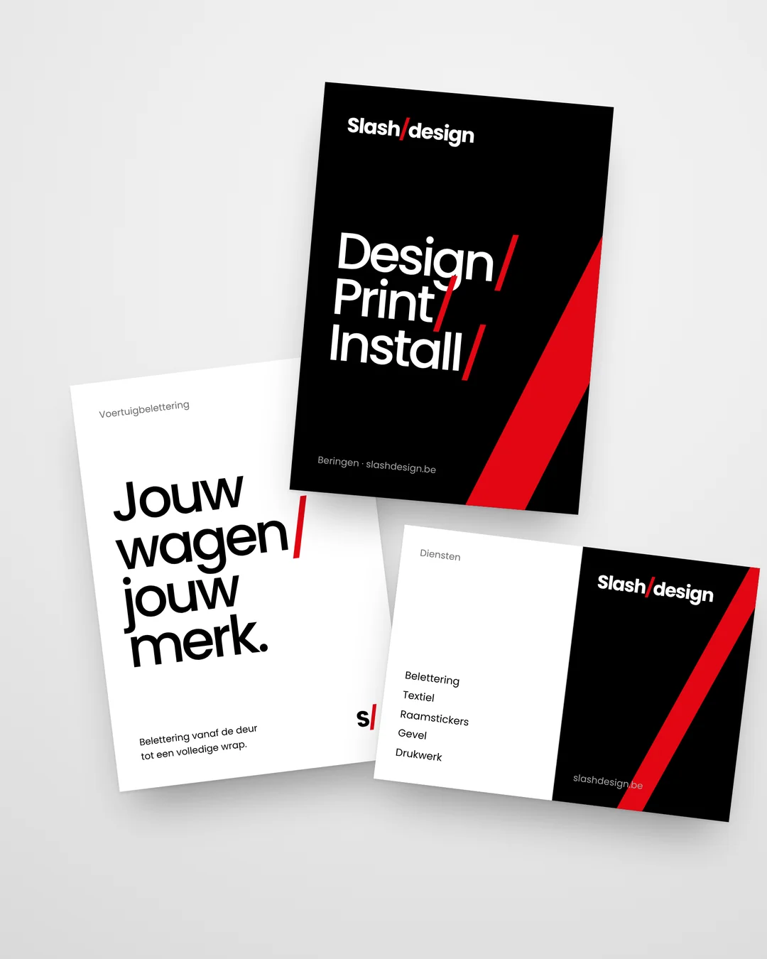 Flyers en een folder in de huisstijl van Slash Design